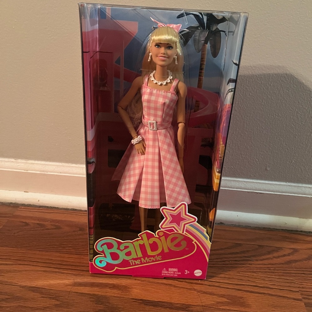 Margot Robbie Barbie Doll